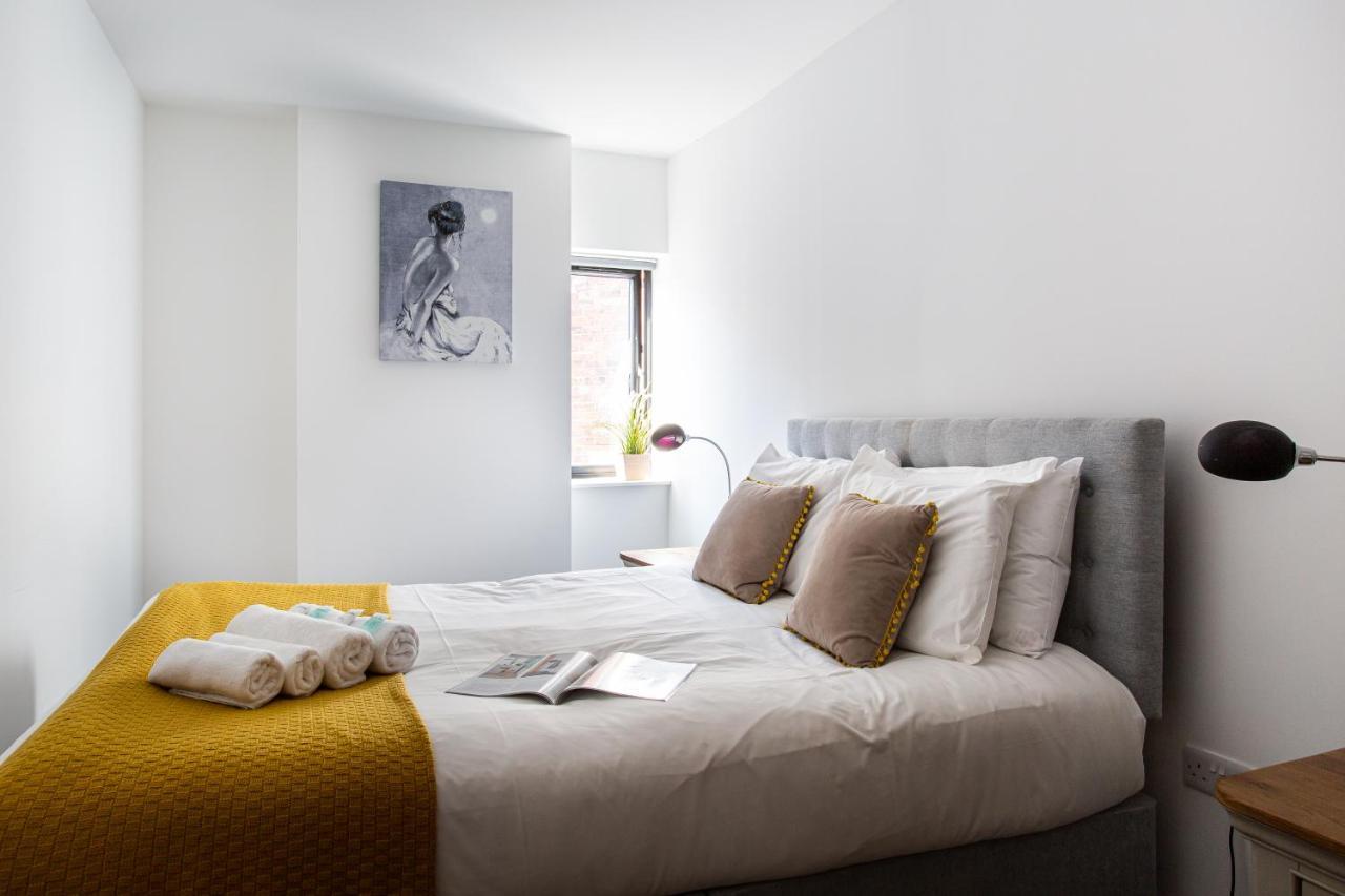 Modern Luxury Apartment, Sleeps 6, Best Location 贝尔法斯特 外观 照片